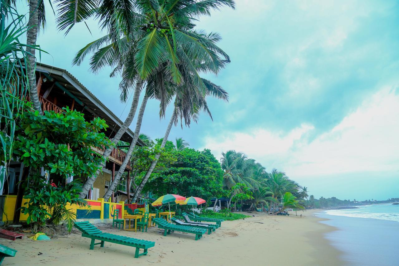 Reggae Zone Beach Resort Tangalle Ngoại thất bức ảnh