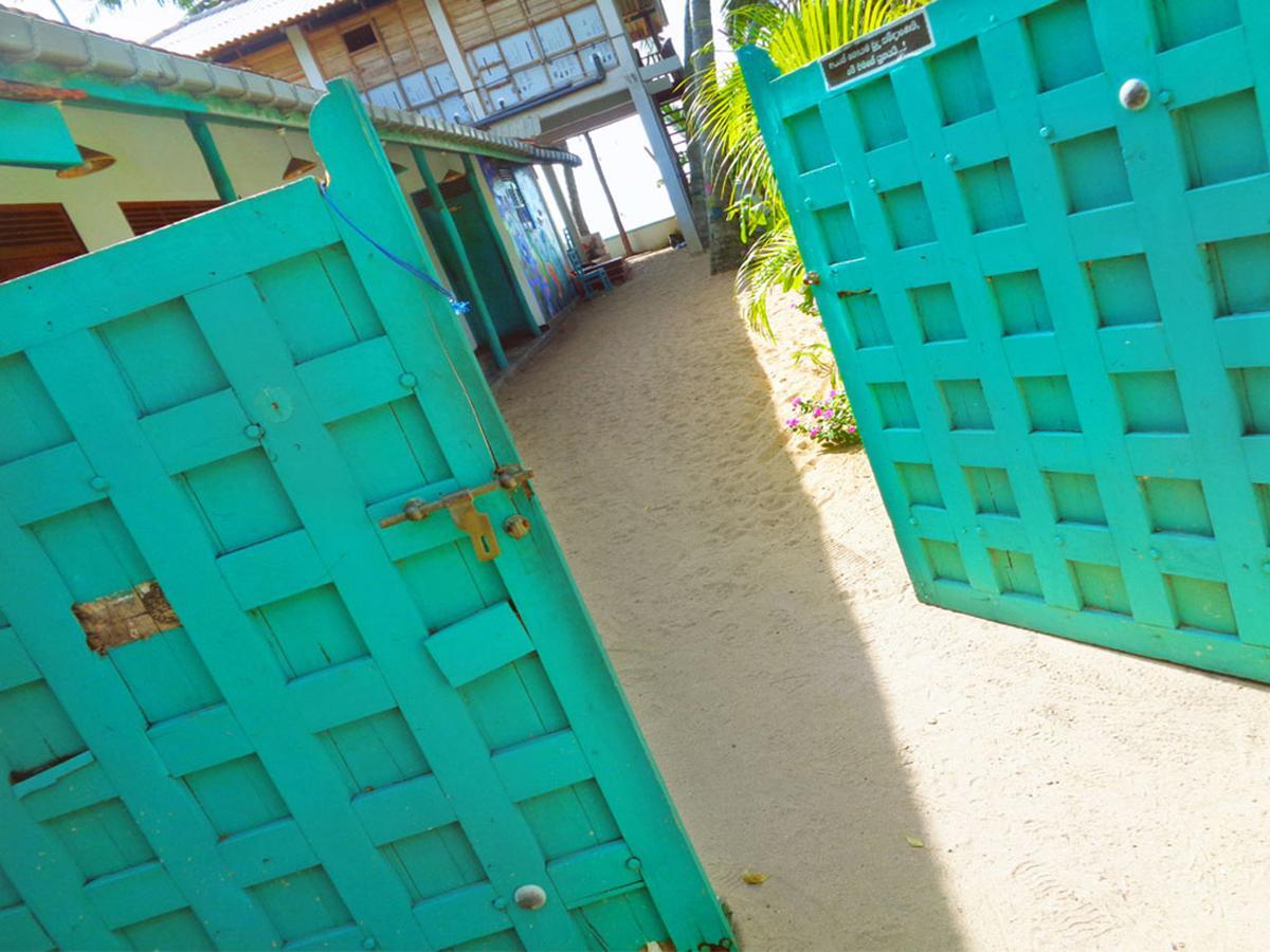 Reggae Zone Beach Resort Tangalle Ngoại thất bức ảnh